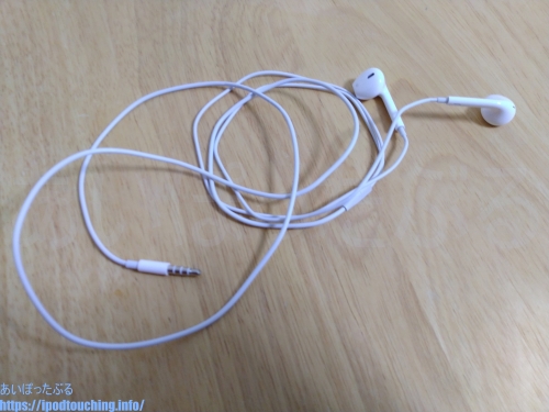 Apple EarPods（イヤホン）、iPod touch（第7世代・2019）付属